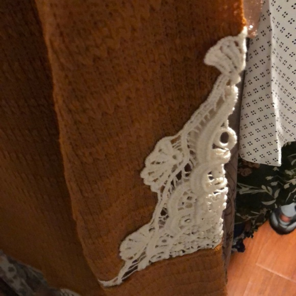 NWT Long Sleeve Lace Waffle Tunic Top - Picture 3 of 4